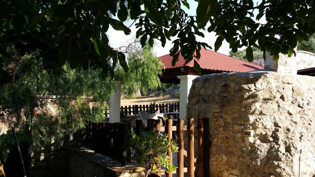 Trullo Grande Noce Villa Ostuni Szoba fotó